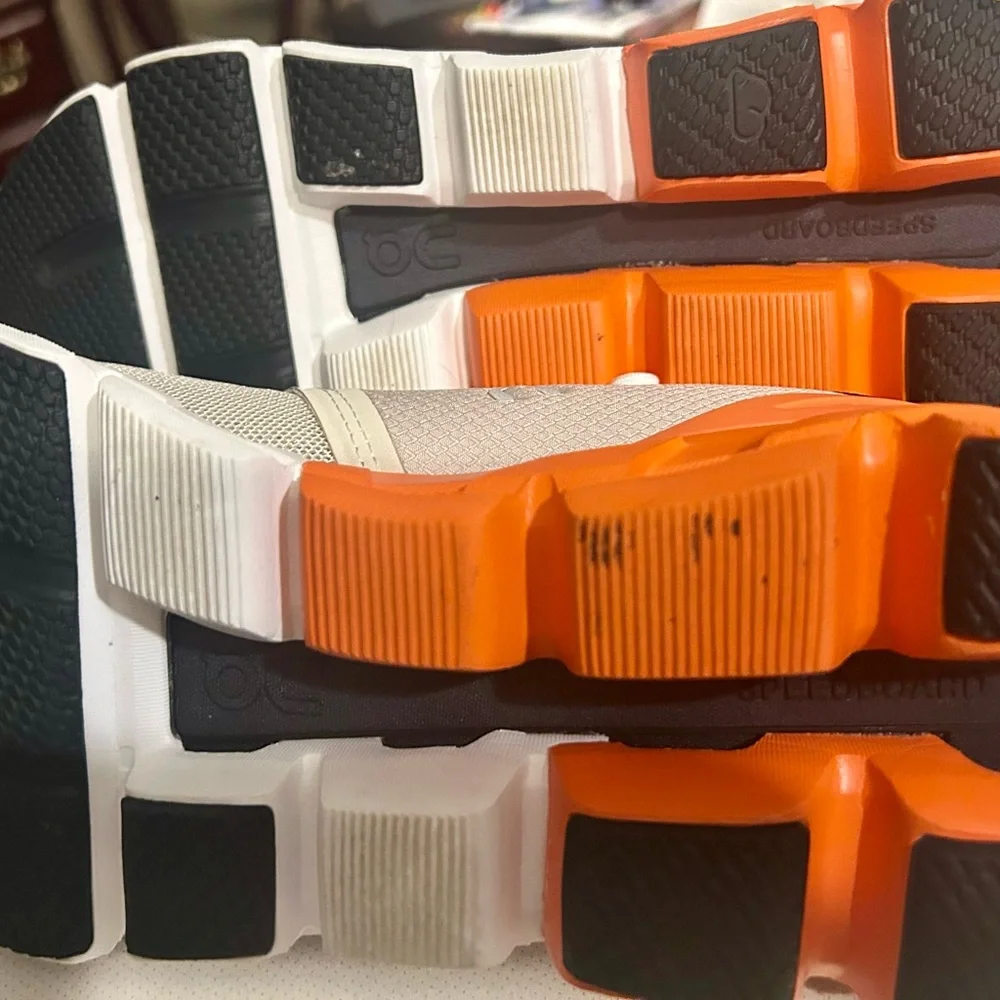 ❤️❤️❤️ON Running Sand Flame Cloud Flyer 4 - Picture 5 of 8